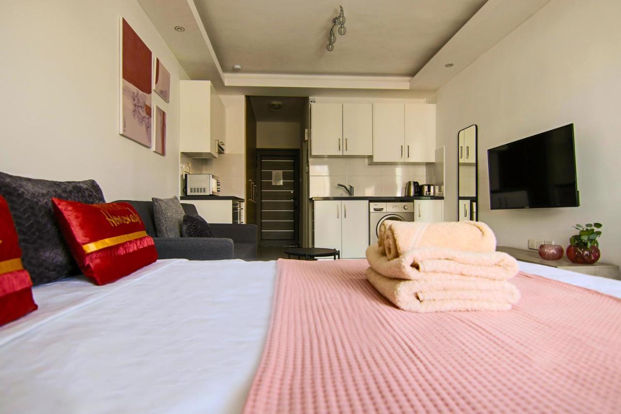 Phaedrus Living: Seaside Luxury Flat Athina 115 Appartement Paphos Buitenkant foto